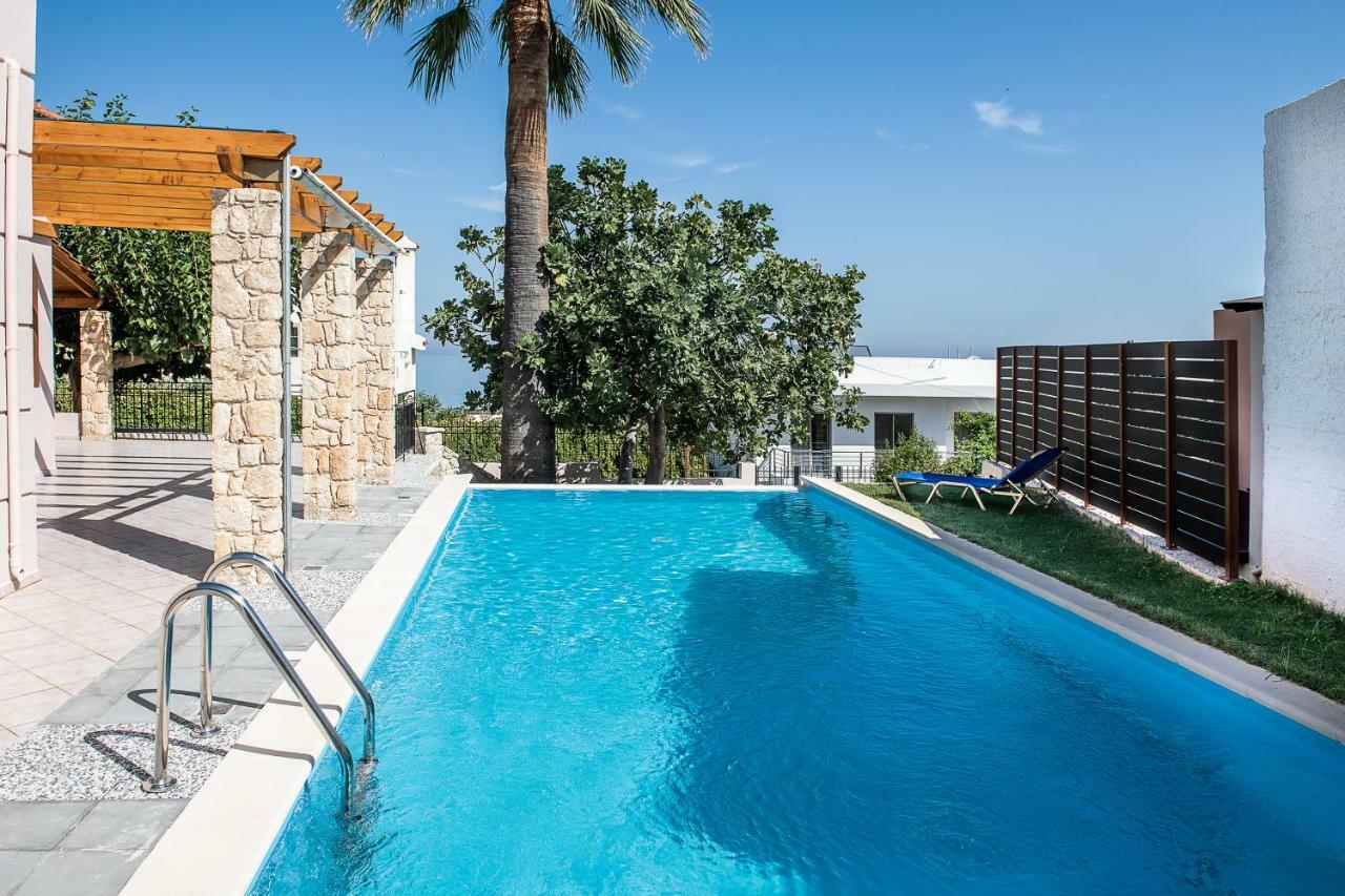Vila Lila Hill House Stalós Exteriér fotografie